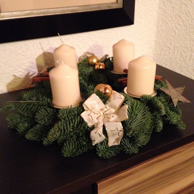 Adventskranz 🎄🎄🎄#christmas #expat #germany